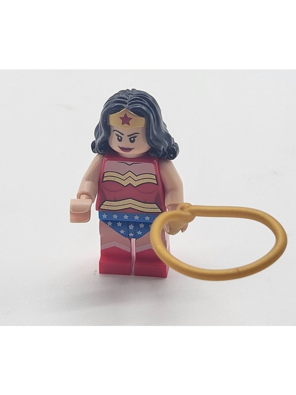 LEGO DC Comics Super Heroes Wonder Woman Minifigure with Gold Lasso Rope
